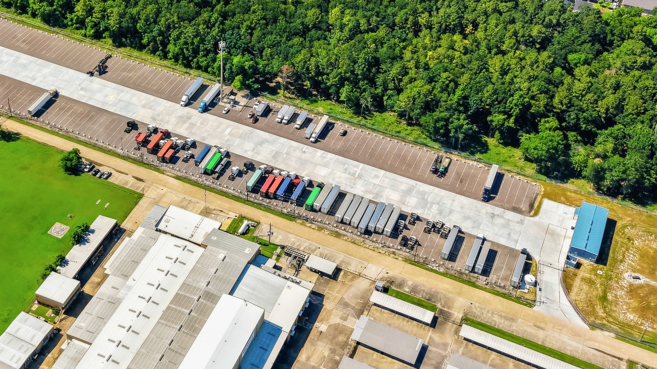 Truck and Trailer parking lot near IAH North Houston.